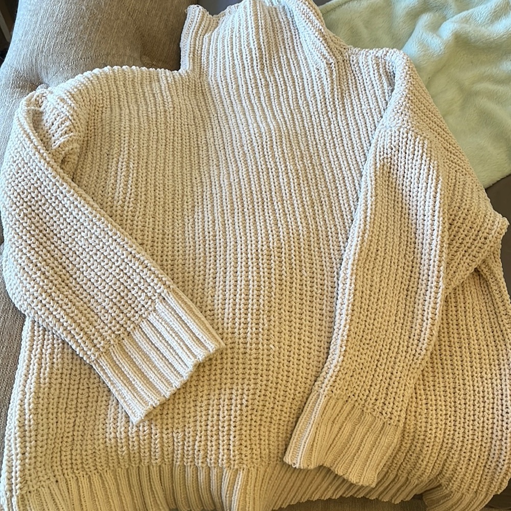 Aerie xl cream sweater